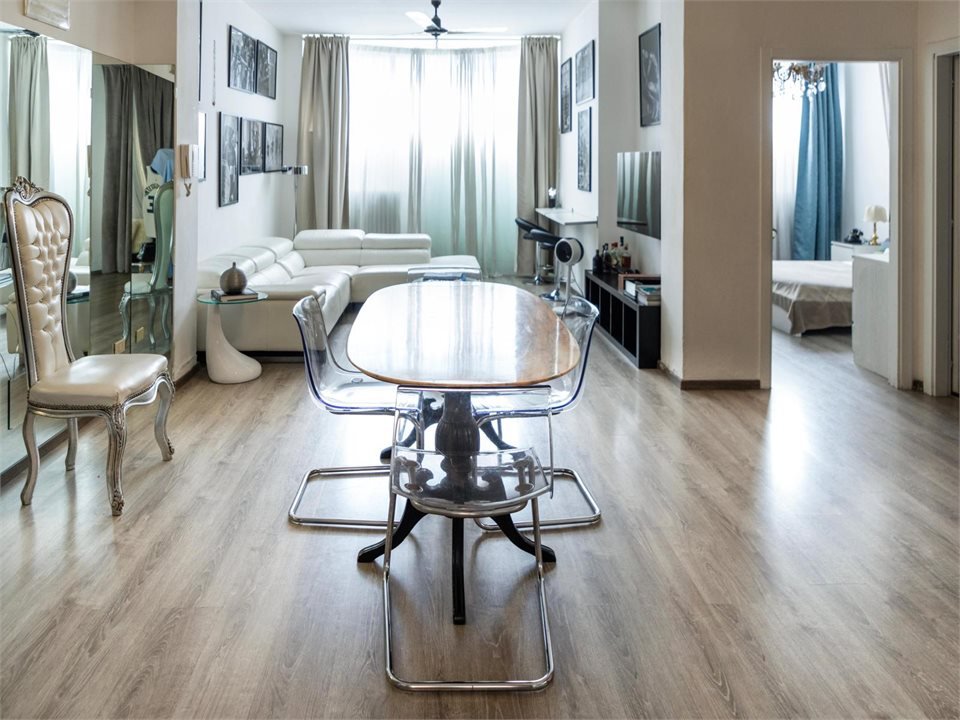 Appartamenti in vendita  via vignola 14, Milano, località PORTA ROMANA