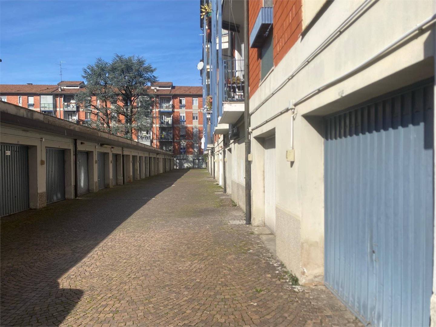 Box, Posti Auto in vendita  via Zante 21, Milano, località MILANO